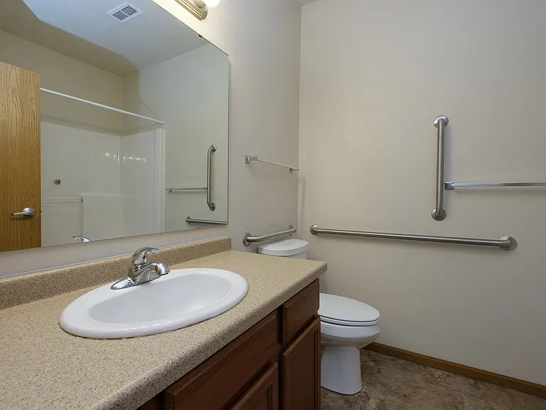 North Sky Apartments | Bathroom
