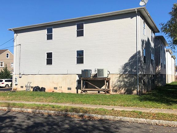 5th image of 50 N Whittier St