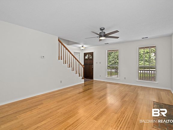 2nd image of 232 Bayview Dr