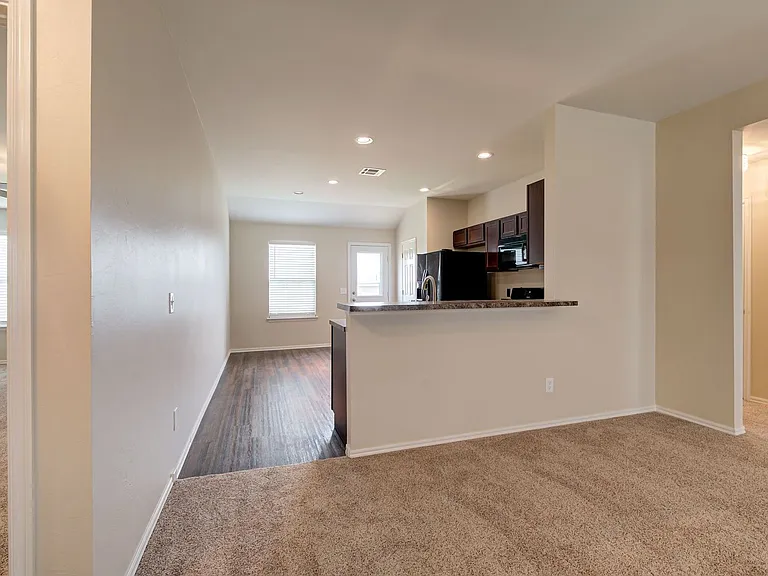 11705 NW 133rd St — Photo 9