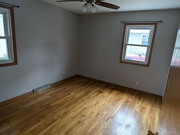 4th image of 2865 McGowan Blvd