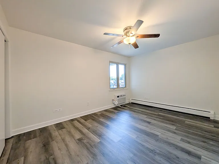 483 N Larch Ave #204W — Photo 12