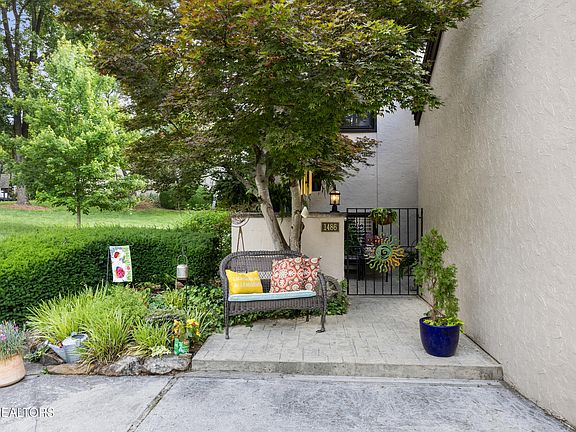 3rd image of 1486 Touraine Pl
