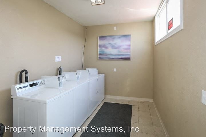 2nd image of 1540 S State St APT 17