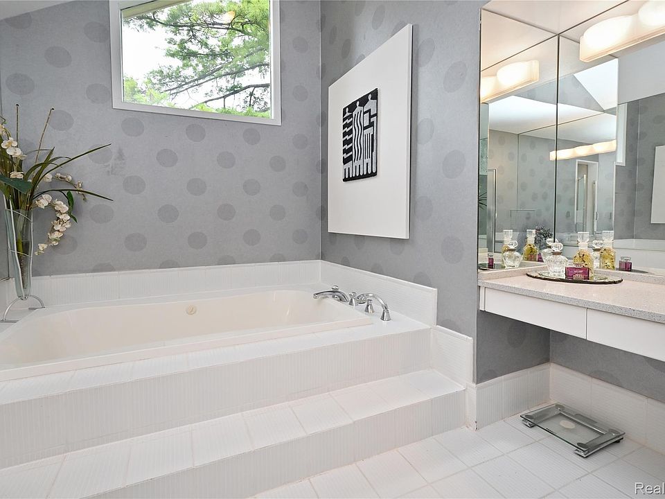 6401 Apple Grove Ln, photo 24