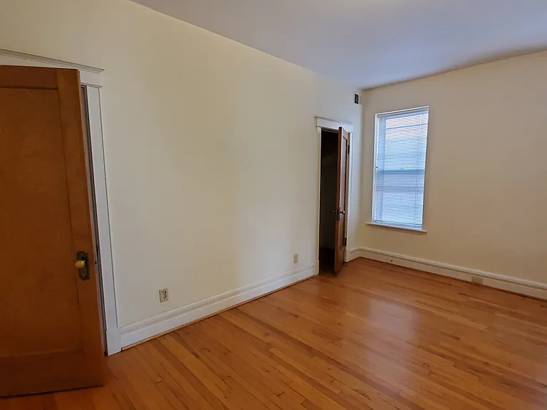 5861 Nina Pl #3W — Photo 15
