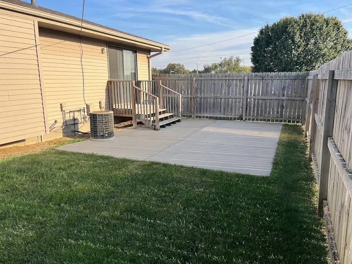 2 bed, 1000 sqft, $1,595 — Photo 3