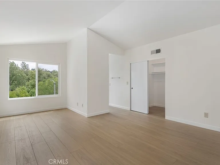 3854 Lost Springs Dr — Photo 21