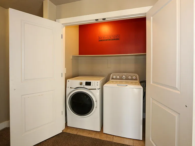 2088 S Orchard Dr — Photo 20