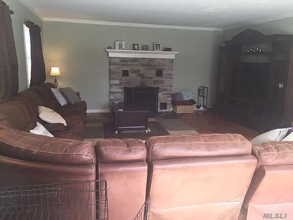 4th image of 30 Magnolia Ave
