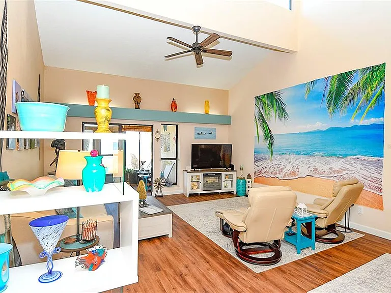 2225 Cypress Ct #2C — Photo 14