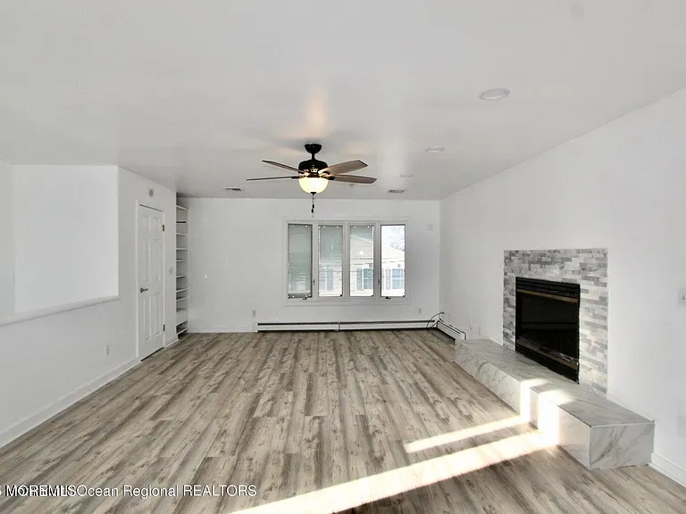 9 Kearney St #A — Photo 11