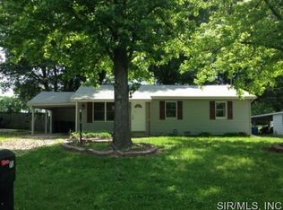 72 Harmon Dr, Lebanon, IL 62254