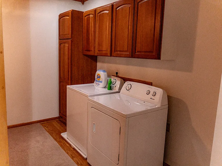 21 Ridge St #2 — Photo 18