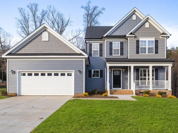 212 Oakmont Ct, King, NC 27021