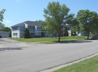 493 S Perry Pkwy APT 11, Oregon, WI 53575