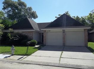 436 Aurora Oaks Dr, New Orleans, LA 70131