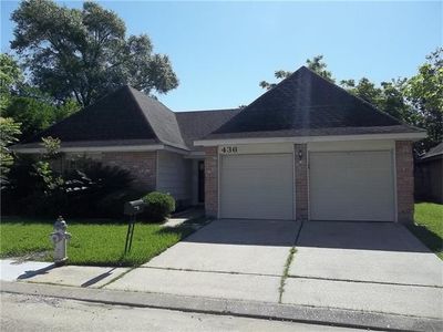 436 Aurora Oaks Dr, New Orleans, LA, 70131