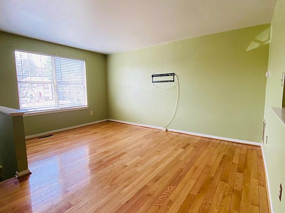 3rd image of 15152 Wentwood Ln