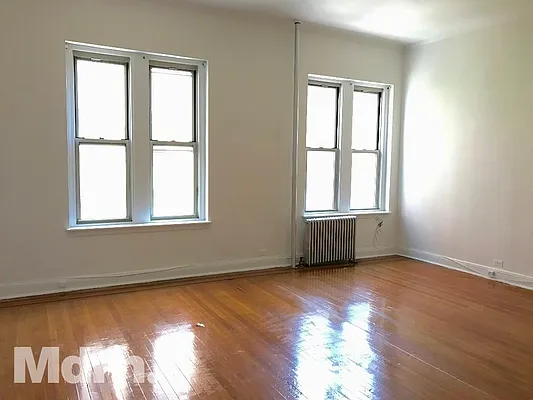 Rented by Mdrn Residential | media 10