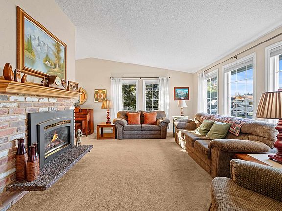 5th image of 11106 E 37th Ave