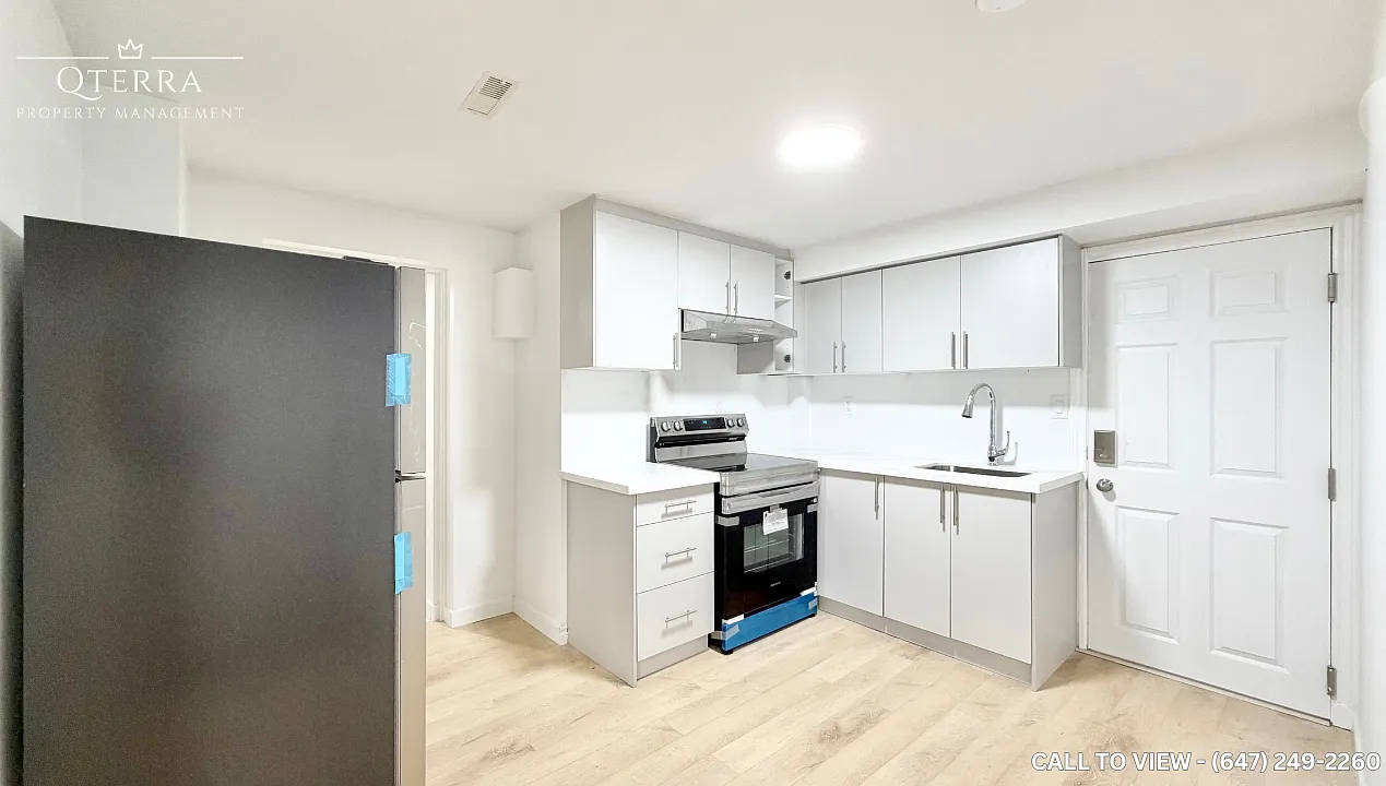 2 bed, 700 sqft, $1,895 — Photo 1