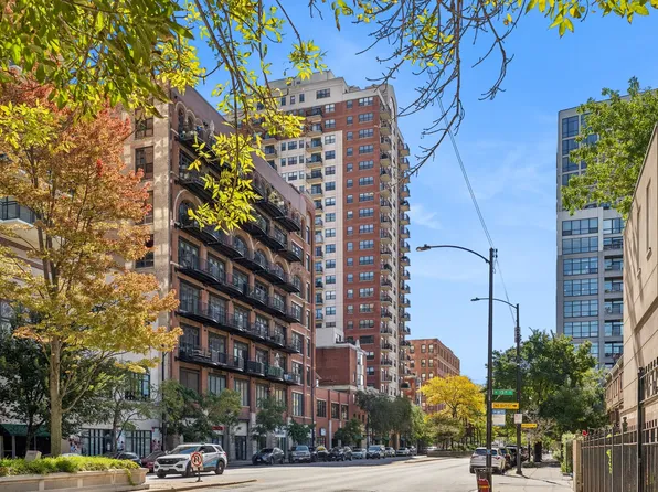 1529 S State St #17F, Chicago, IL 60605