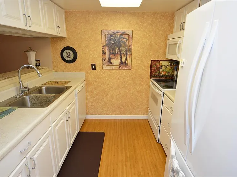 12760 Indian Rocks Rd #1110 — Photo 9