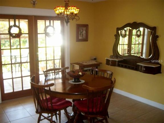 5th image of 23447 Ferndale Ave