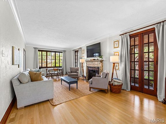 5th image of 3873 Holly Hills Blvd