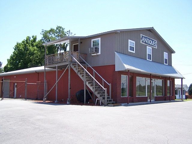 2nd image of 3856 Sparta Hwy