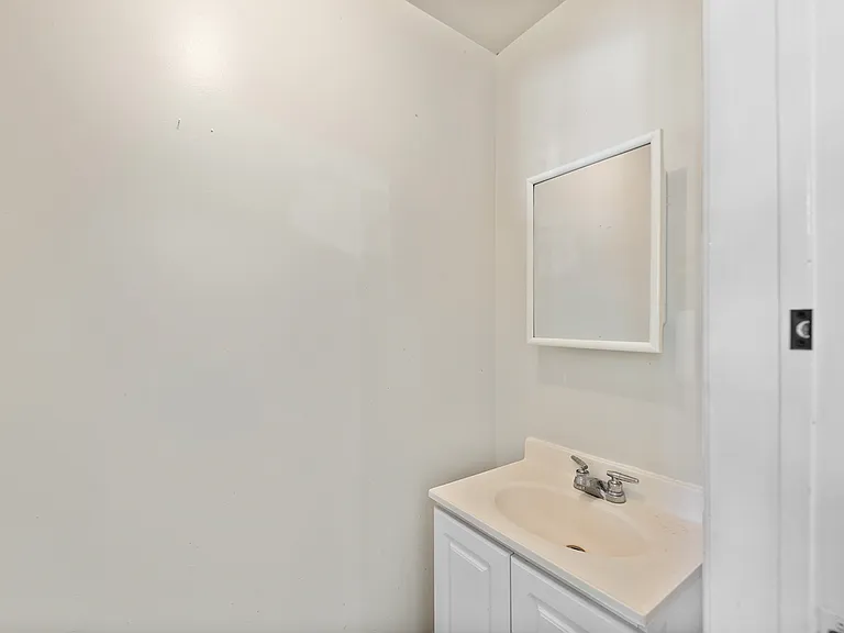 3061 Sir Johns Homestead — Photo 13