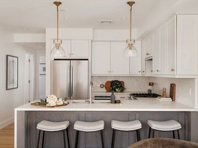 36 Hall St #2, Boston, MA, 02130
