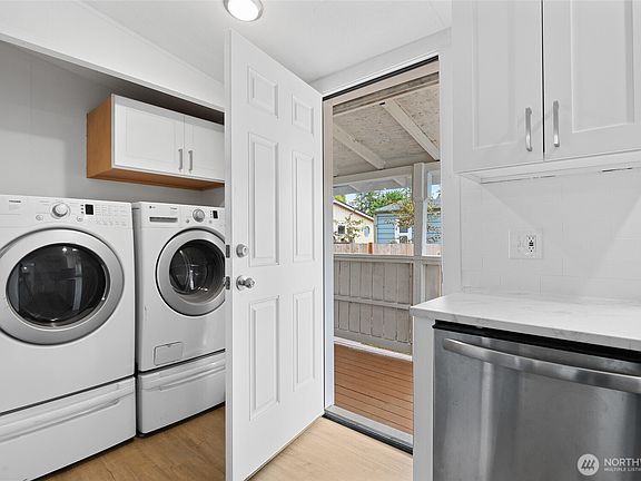 4th image of 3111 82nd Street Ct S #11