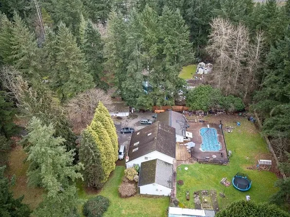 20108 32nd Ave, Langley, BC V2Z 2E1
