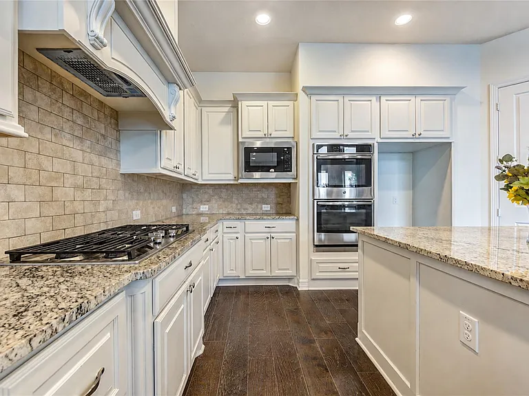 28214 Evergreen Cove Ln — Photo 13