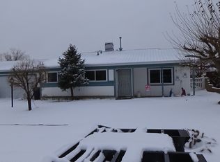 617 Sunflower Dr SW, Rio Rancho, NM 87124