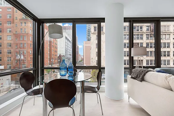 Sold by Nest Seekers International | media 18