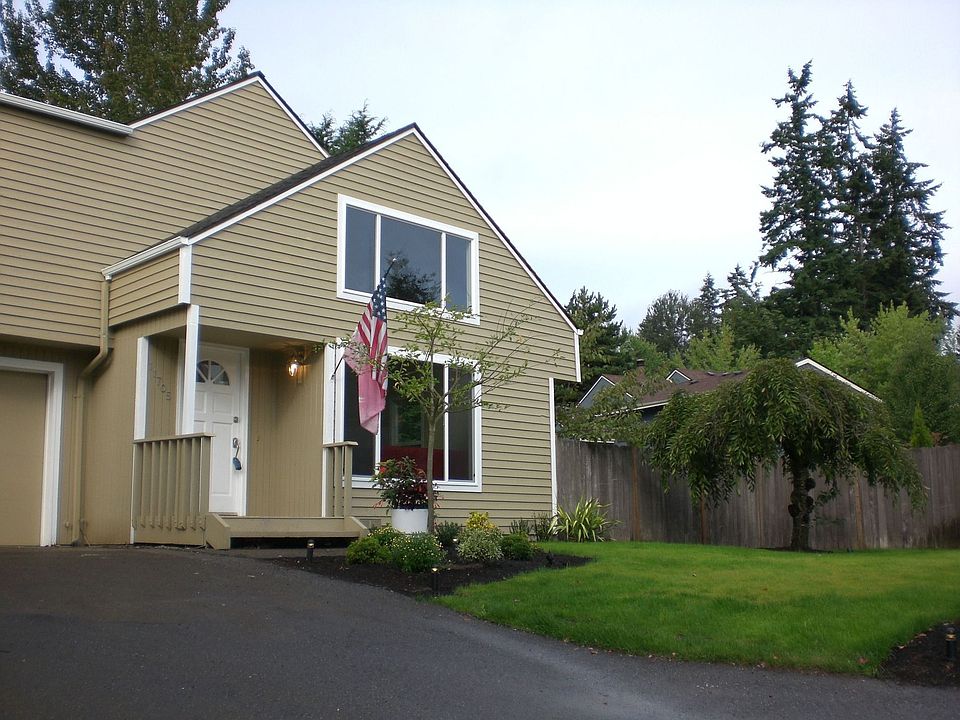 1st image of 11705 NE 98th St