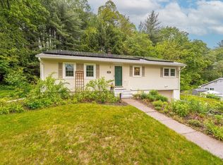17 Laurel Ave, Westfield, MA 01085