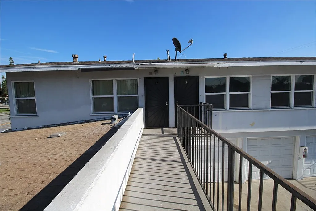 1 bed, 600 sqft, $1,850 — Photo 2