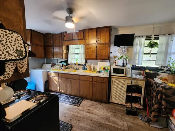 4647 Hendrix Dr, Forest Park, GA 30297