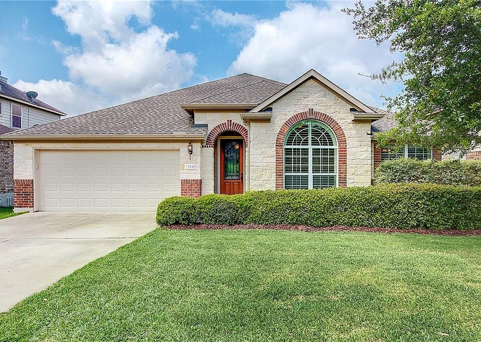 1st image of 2537 Ravenwood Dr