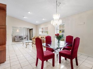 8077 Springtree Rd, Boca Raton, FL 33496