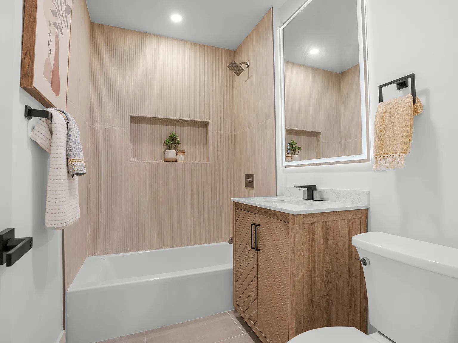 2 bed, 1000 sqft, $4,500 — Photo 4