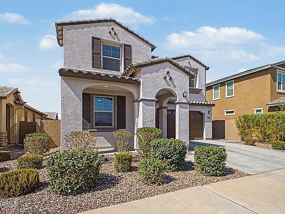 4th image of 2322 E PALMDALE Lane