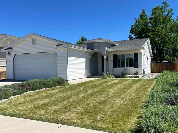 2798 Country Club Way, Montrose, CO 81401