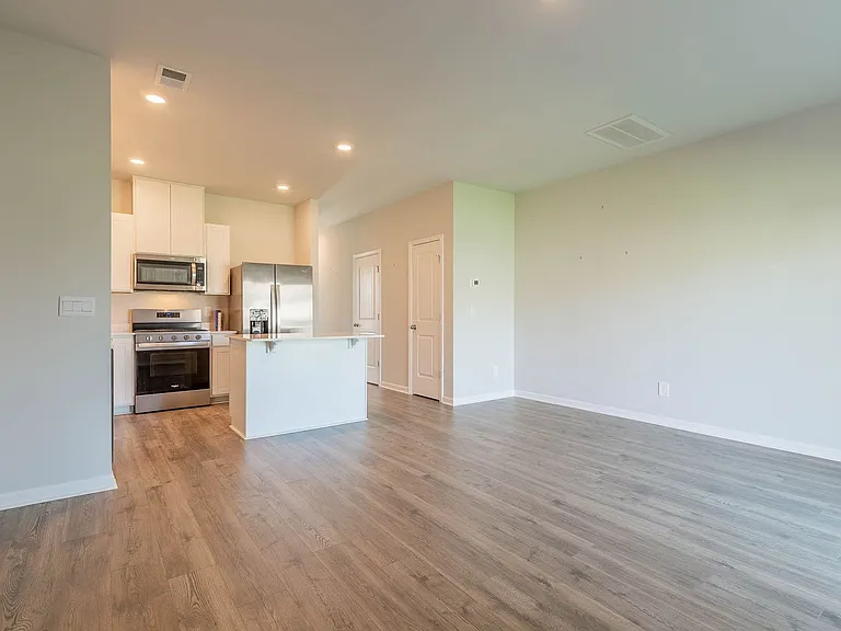 626 Longtail Ln — Photo 8