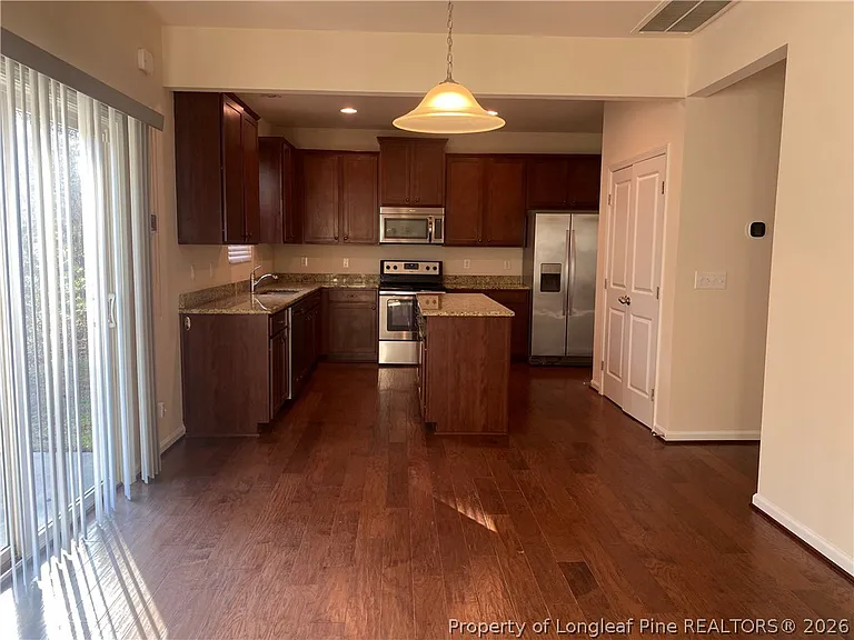 919 Merchants Ct — Photo 8