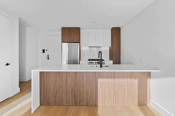 Rented by West 124th Manager LLC | media 30